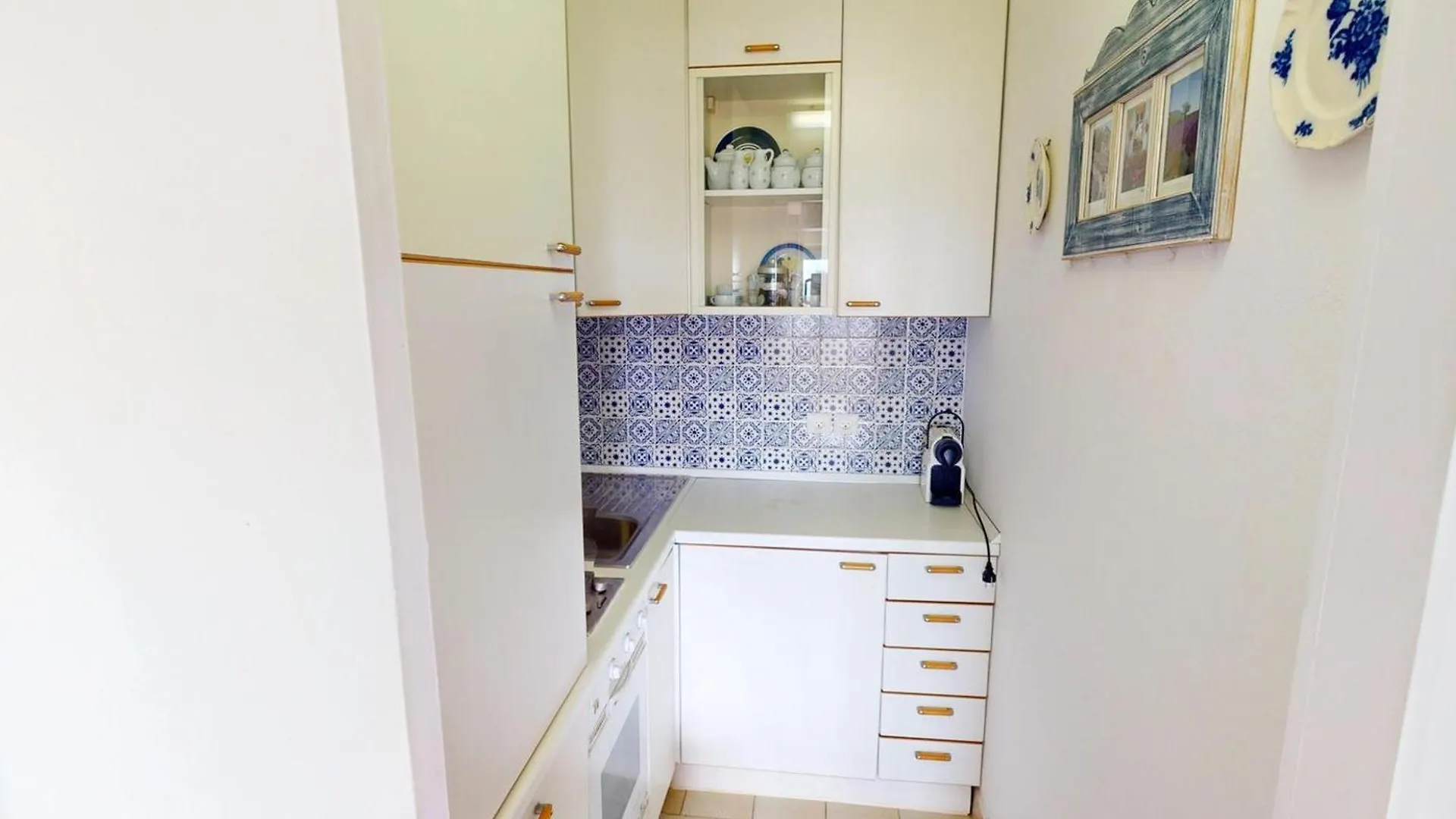 Joli Studio A Menton Avec Terrasse Et Garage - Fr-1-196-376 Franciaország